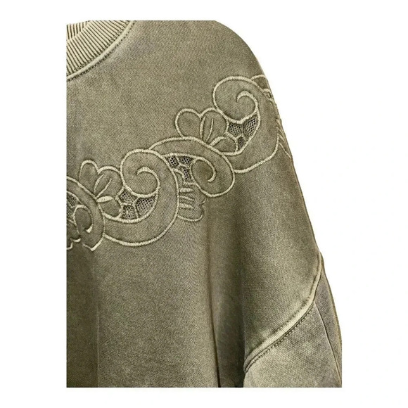 American‎ Eagle Embroidered Cropped Crewneck - Picture 3 of 6